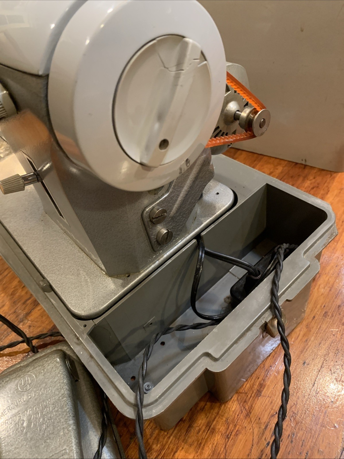 Vintage WHITE Gaiety Sewing Machine Model 703 with Pedal And Cover *Read