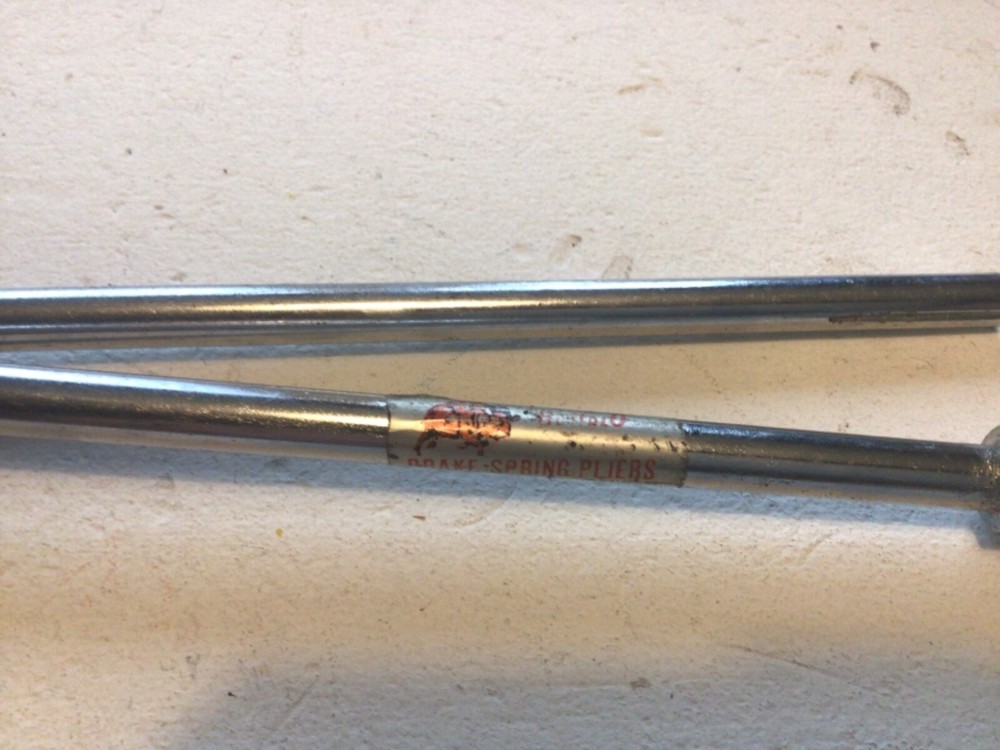 Buffalo spring brake pliers