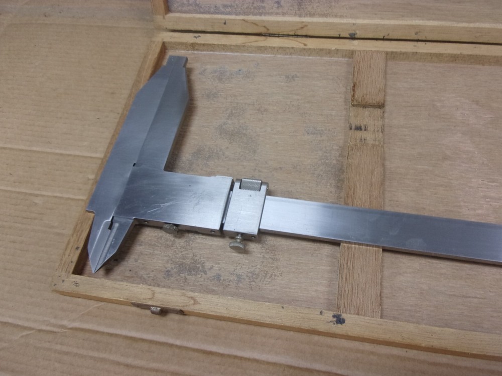 Fowler 54-100-040 40" Inside Outside Measuring Electronic Digital Caliper 0-40"