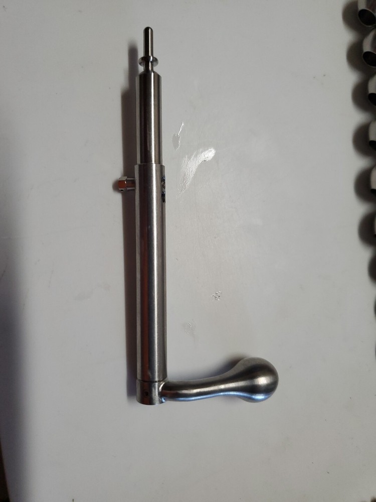 1 61-68 Sheridan Model C Bolt w/O-ring
