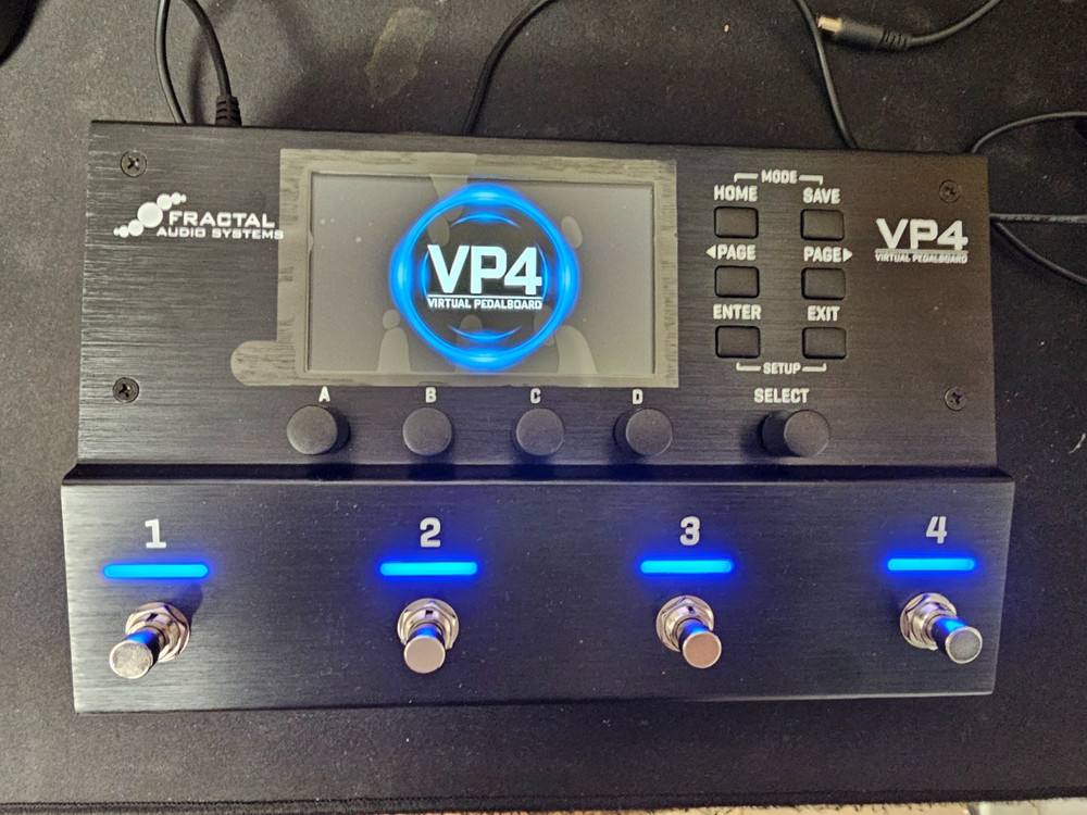 Fractal Audio Systems VP4 Virtual Pedalboard Multi Effects Processor