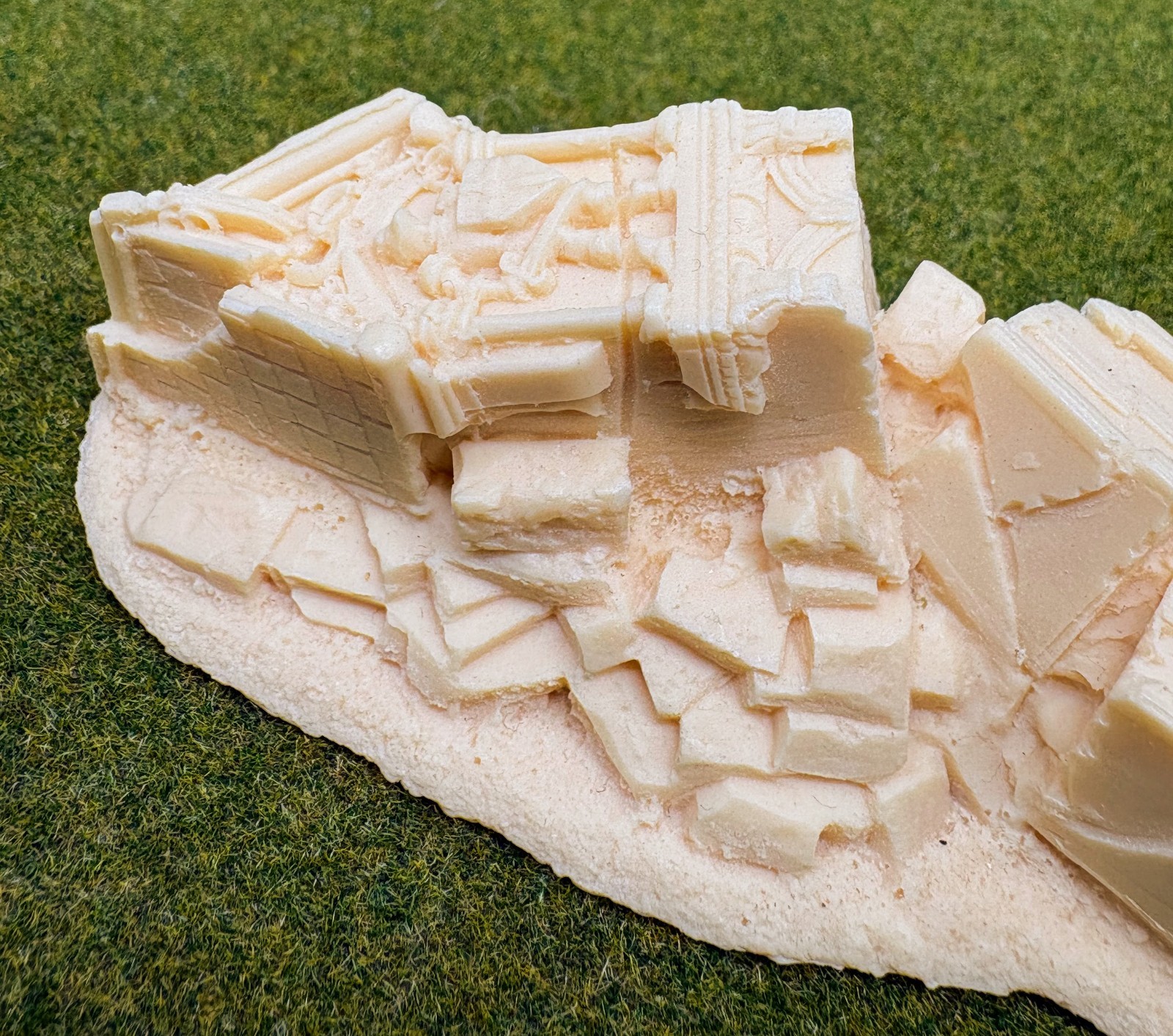 Warhammer 40k: Ruined Cathedral (Armorcast) & Gothic Ruins Rubble (3rd Ed.) GW