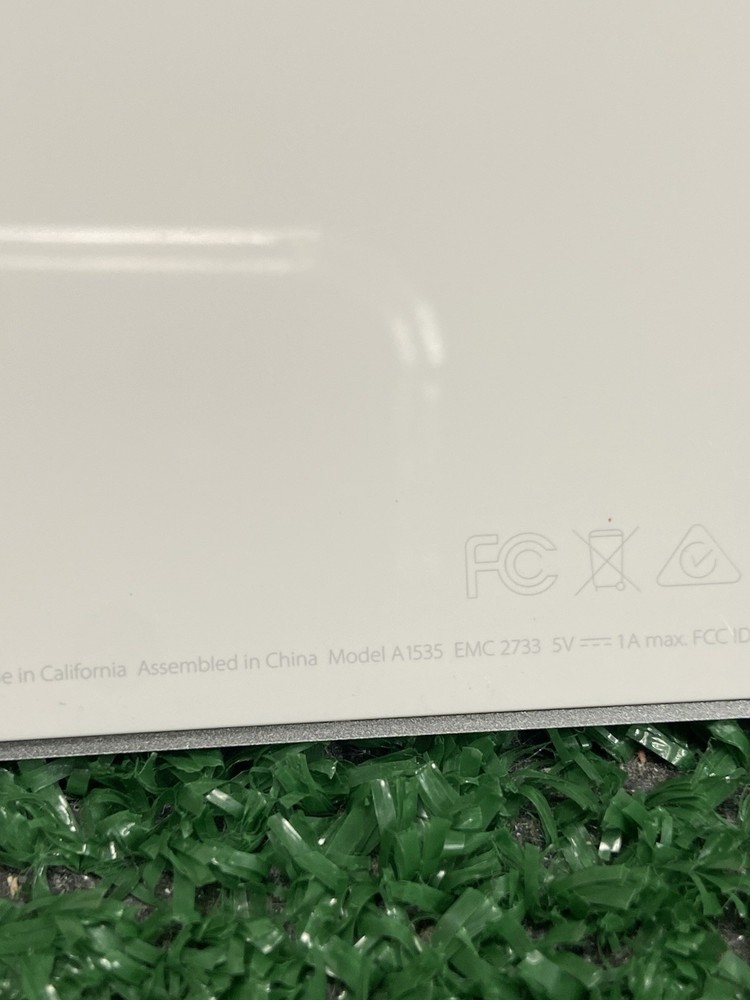 Apple A1644 Wireless Magic Keyboard 2 & A1535 Magic Trackpad 2, Working.