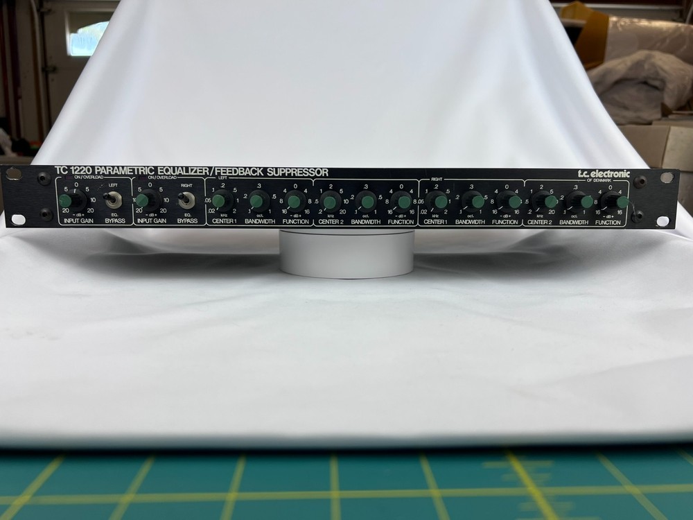 TC Electronic TC 1220 Parametric Equalizer/Feedback Suppressor – Pro Audio Gear