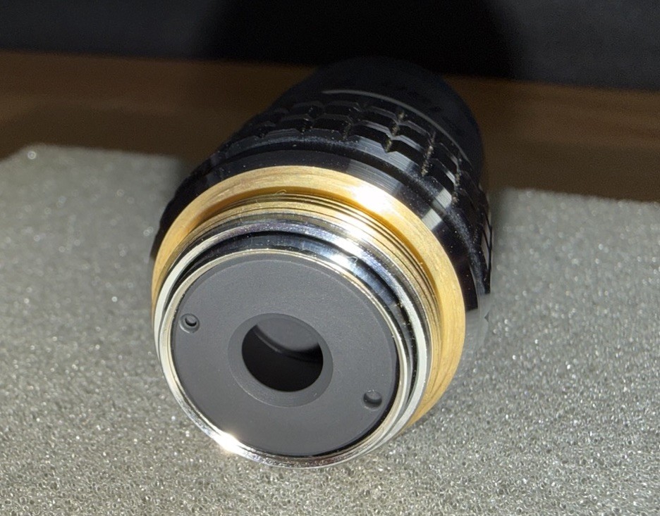 Nikon Plan 100X/1.25 160/0.17 Oil microscope objective