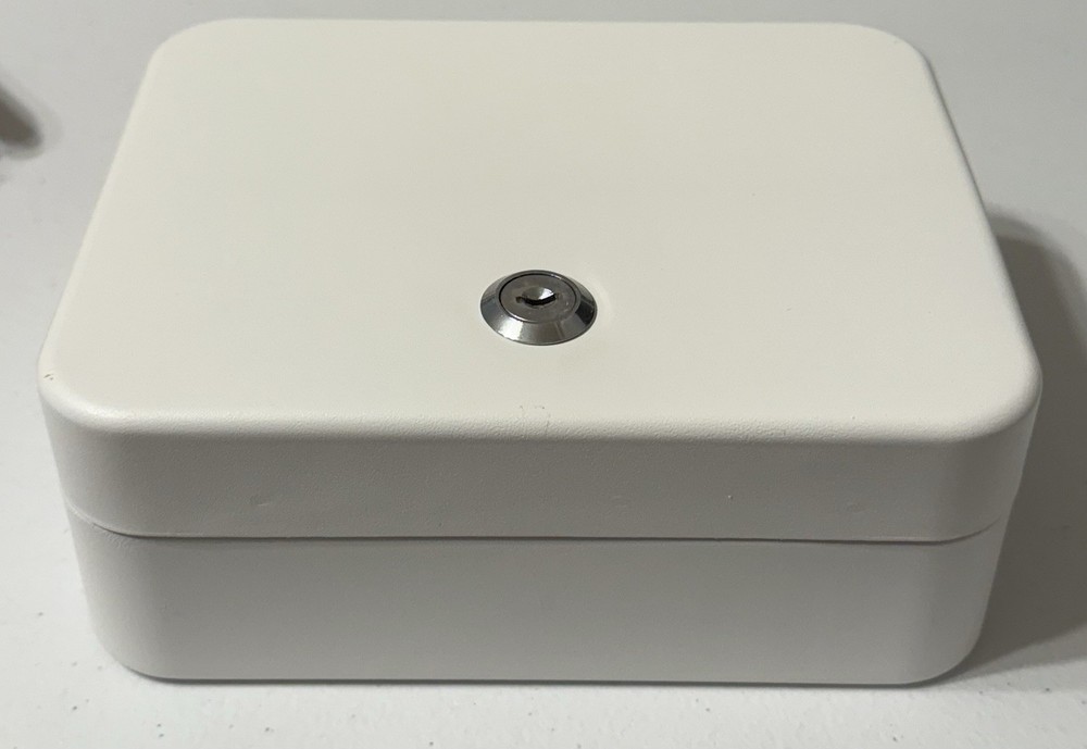 Key Storage Lock Box Locking Key Cabinet,20Key Management Wall Mount - Open Box