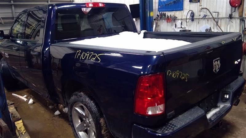 17 18 RAM 1500 Air Shutter