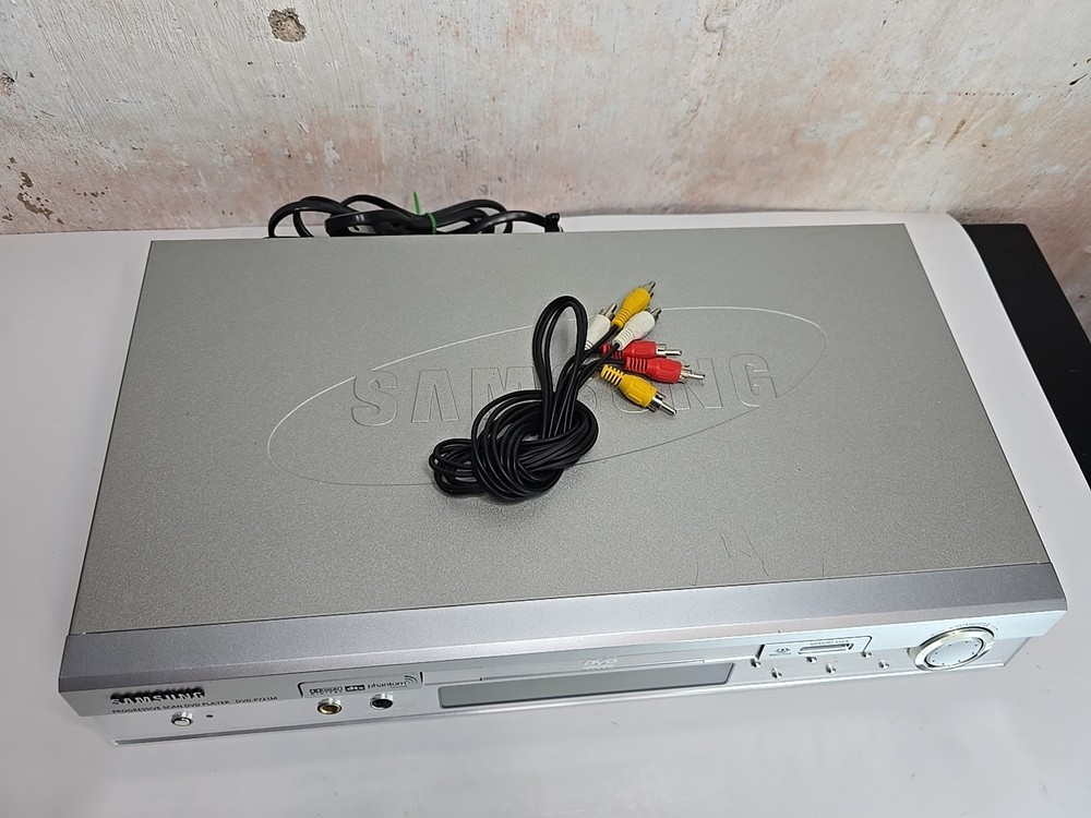 Samsung DVD-P721M DVD/CD Single disc Player progressive output phantom surround