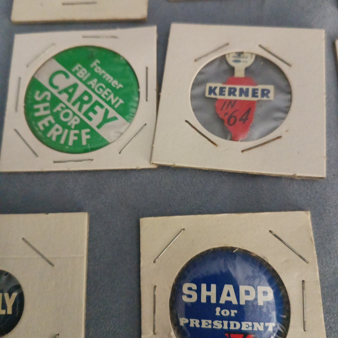 Lot of 40 Chicago Illinois local political pinback button pin.1960-1980s