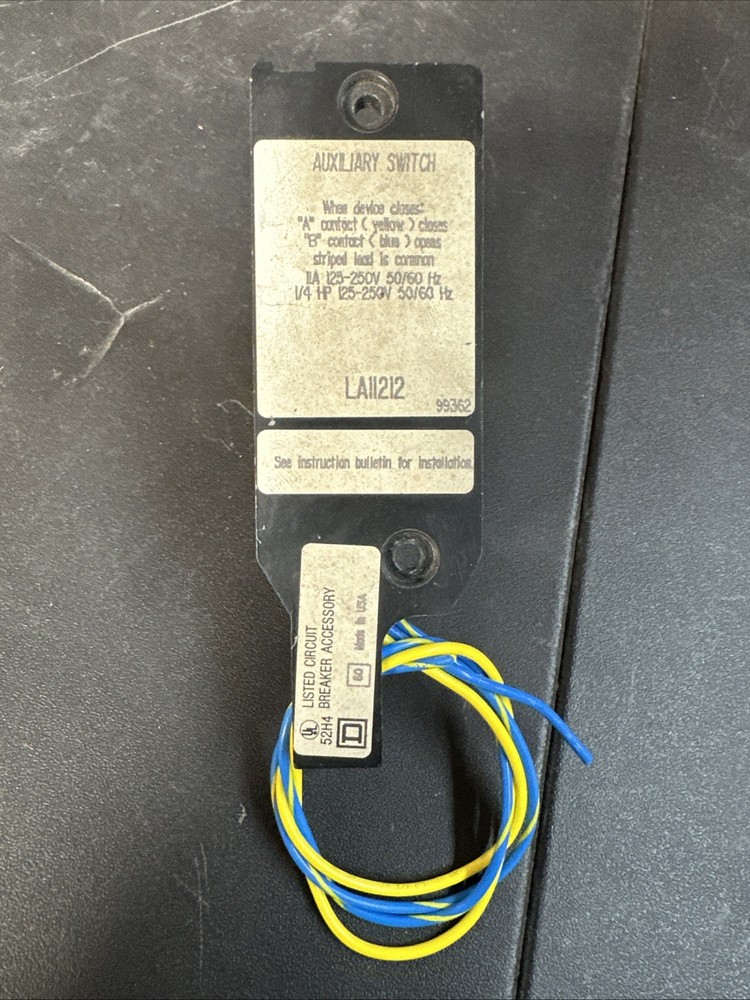SQUARE D AUX SWITCH (USED) LA11212