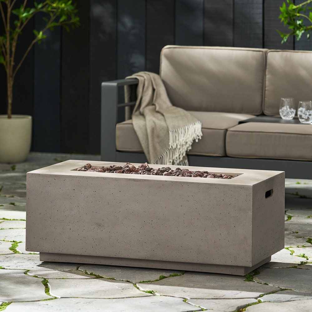 40" Outdoor 40,000 BTU Rectangular Magnesium Oxide Concrete Propane Fire Pit