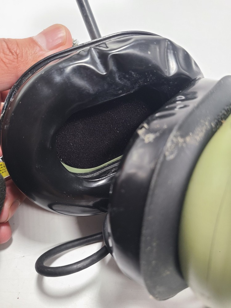 David Clark H10-13.4 Aviation Headset w/Microphone Untested