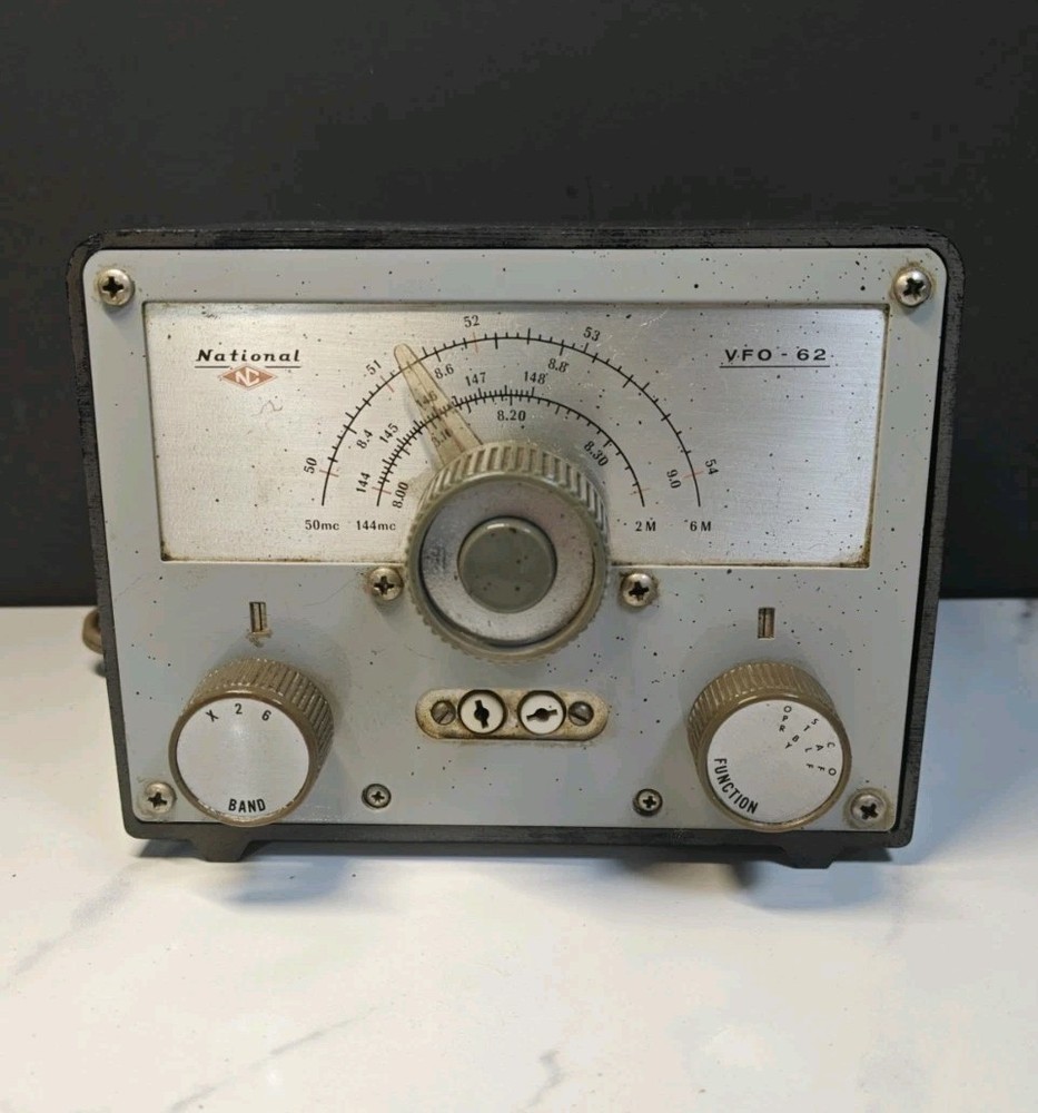 Vintage National VFO-62 Variable Frequency Oscillator