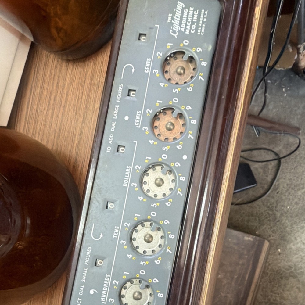 Lightning Adding Machine Co. Inc. Mechanical Antique Adding Machine