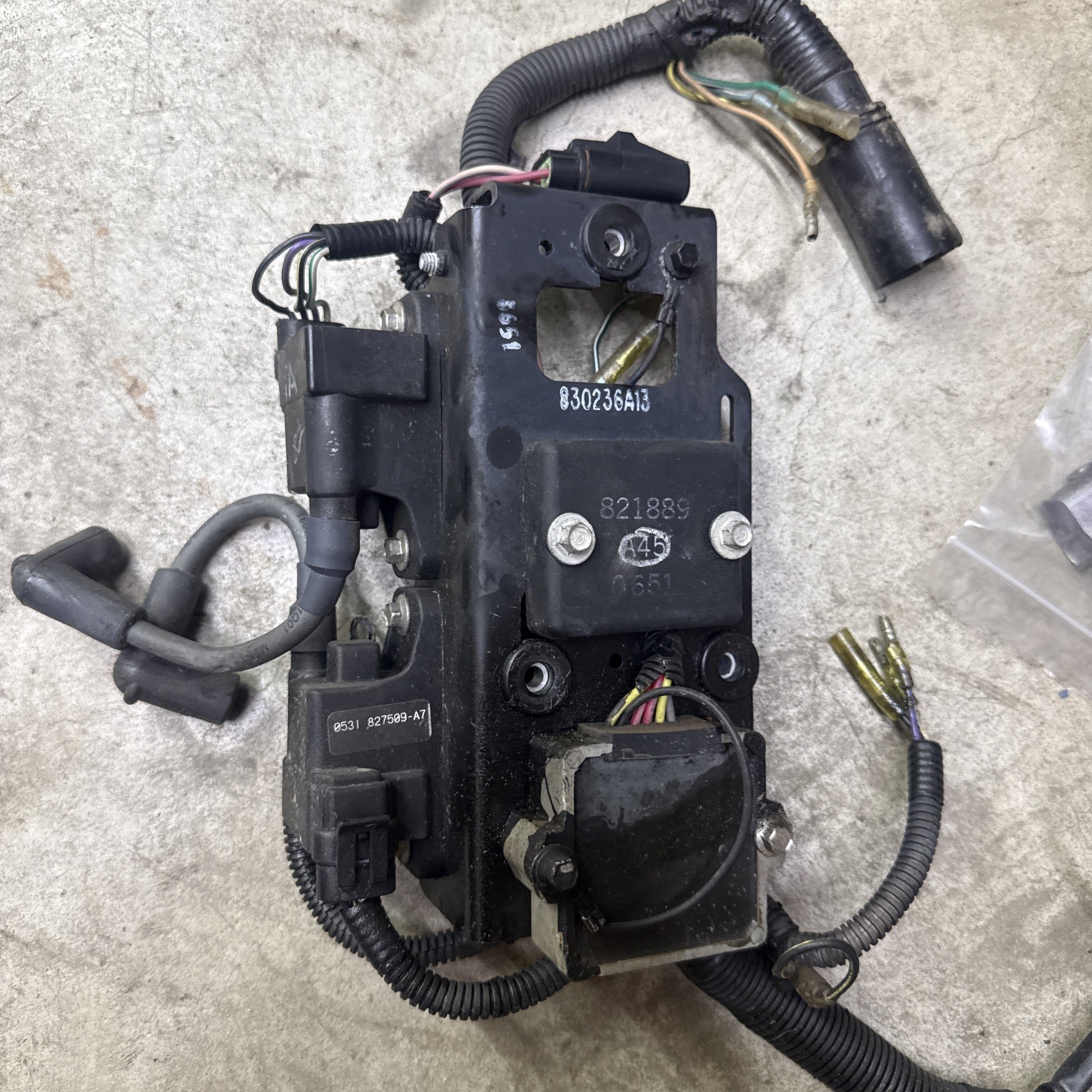 2002 Mercury 40 HP 2 Stroke 2cyl Outboard Complete Electrical Wire Harness