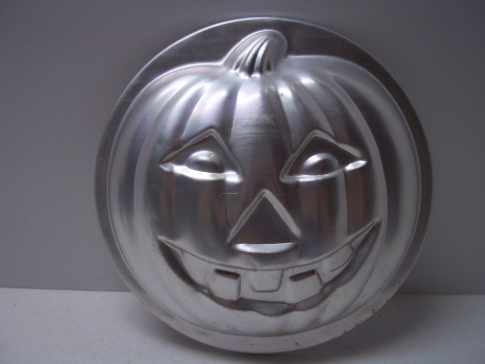 Wilton Pumpkin Cake Pan Mold