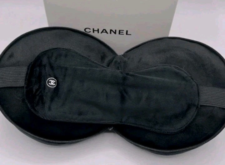 Chanel Beauté Sleeping Eye Mask & Travel Pillow Gift With Purchase New