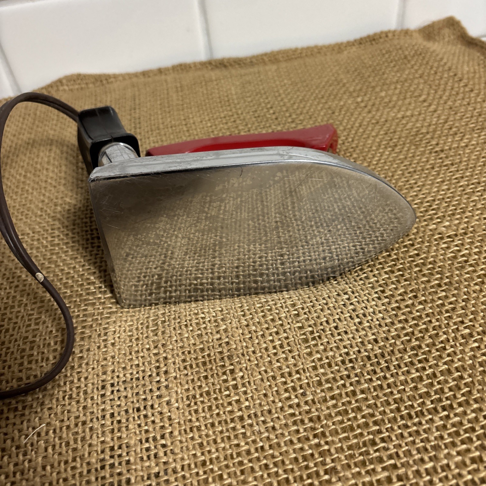 Vintage ROWENTA Electric Travel Iron Model E5234 - It WORKS!- Red Handle!