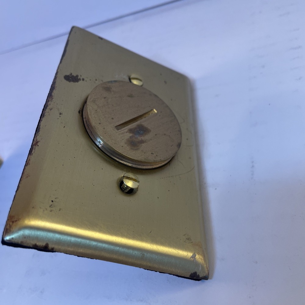 Antique Solid Brass SWITCH/PLUG PLATES with round center