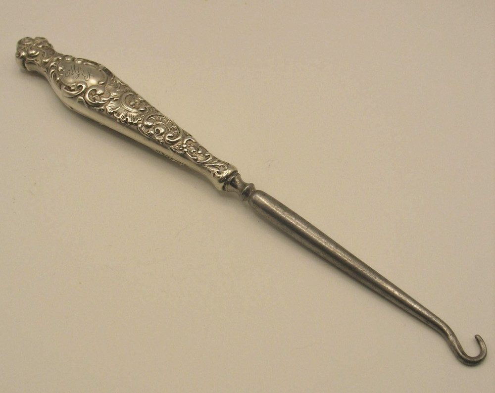 ANTIQUE STERLING SILVER BUTTON HOOK, MONOGRAMED
