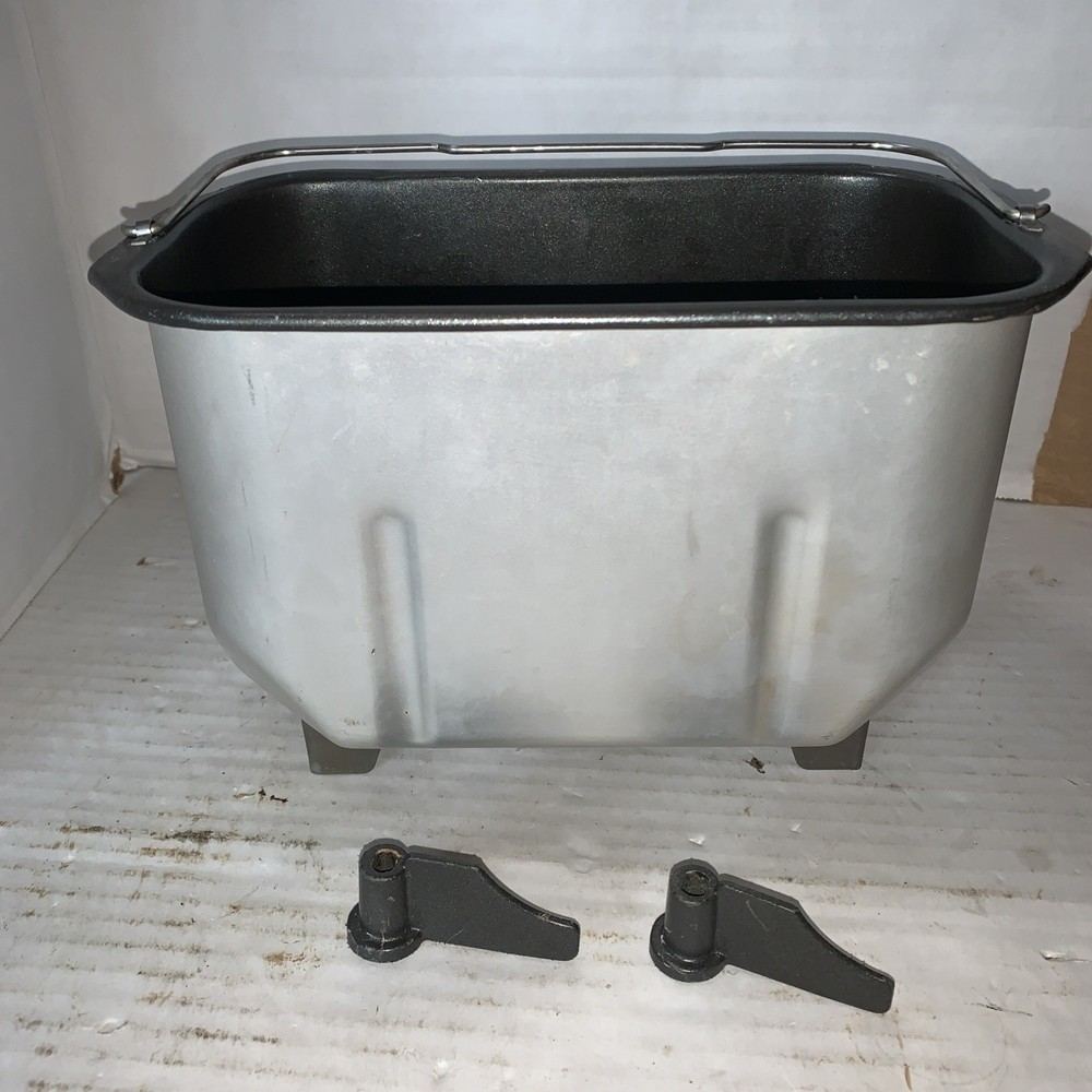 West Bend Bread Maker Pan & Paddles Model 41300 Replacement With Both Paddles
