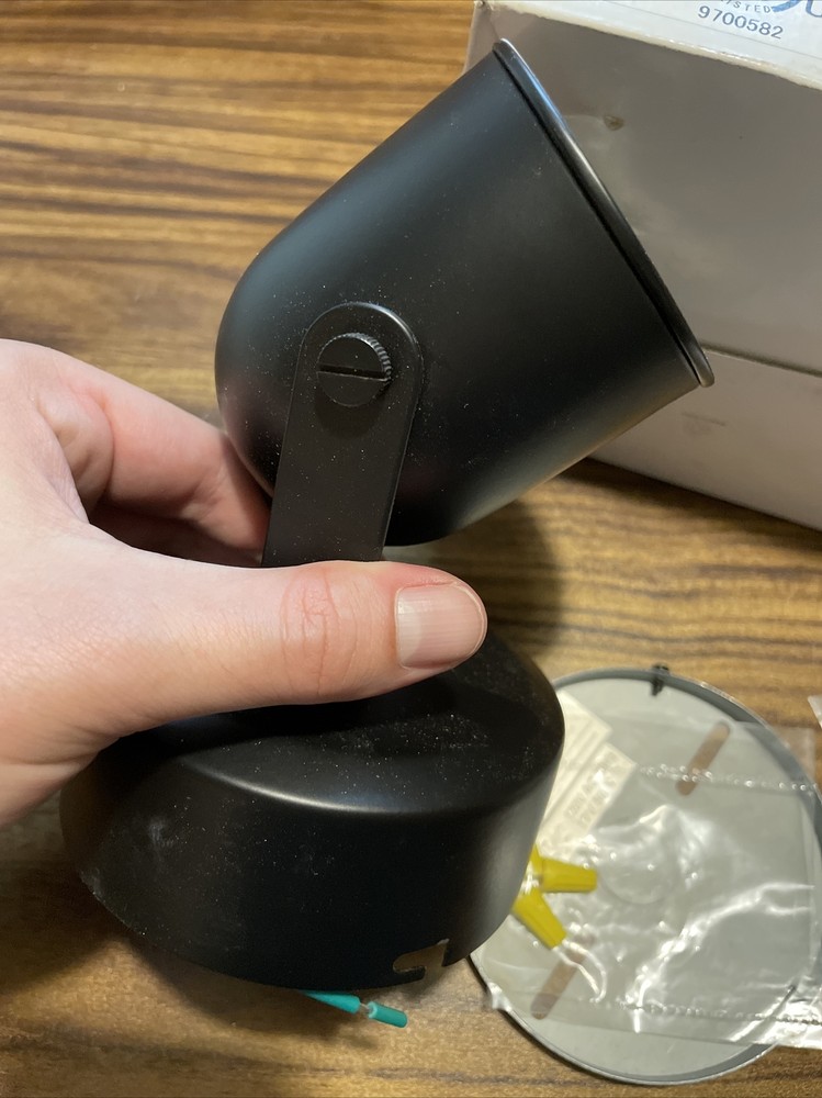 NEW WAC LIGHTING LP-808-WT HALOGEN SURFACE MOUNT LOW VOLT *READ*