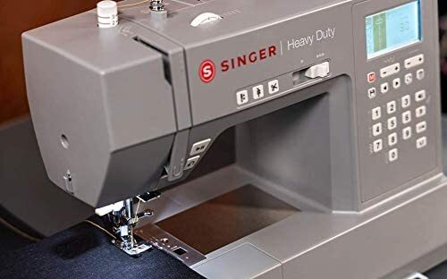 Singer 6800C Heavy Duty Computerized Sewing Machine with 586 Stitches Pre-Owned