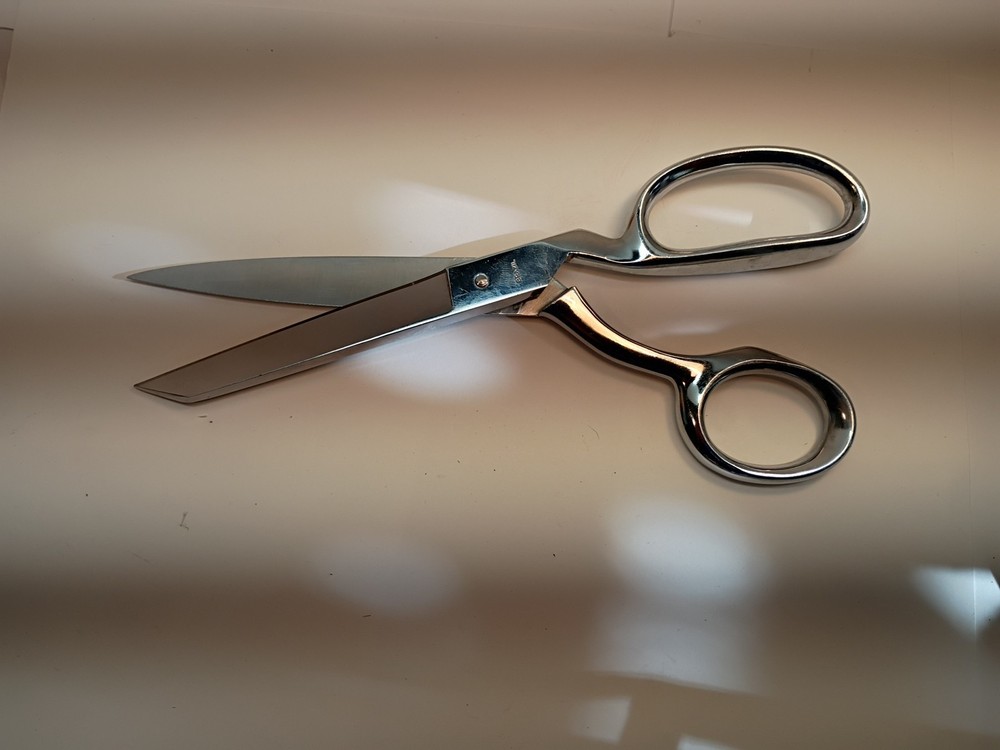 Marks 404/8 Scissors Serra-Sharp Knife Edge 8" Scissors Made in Brazil Excelle
