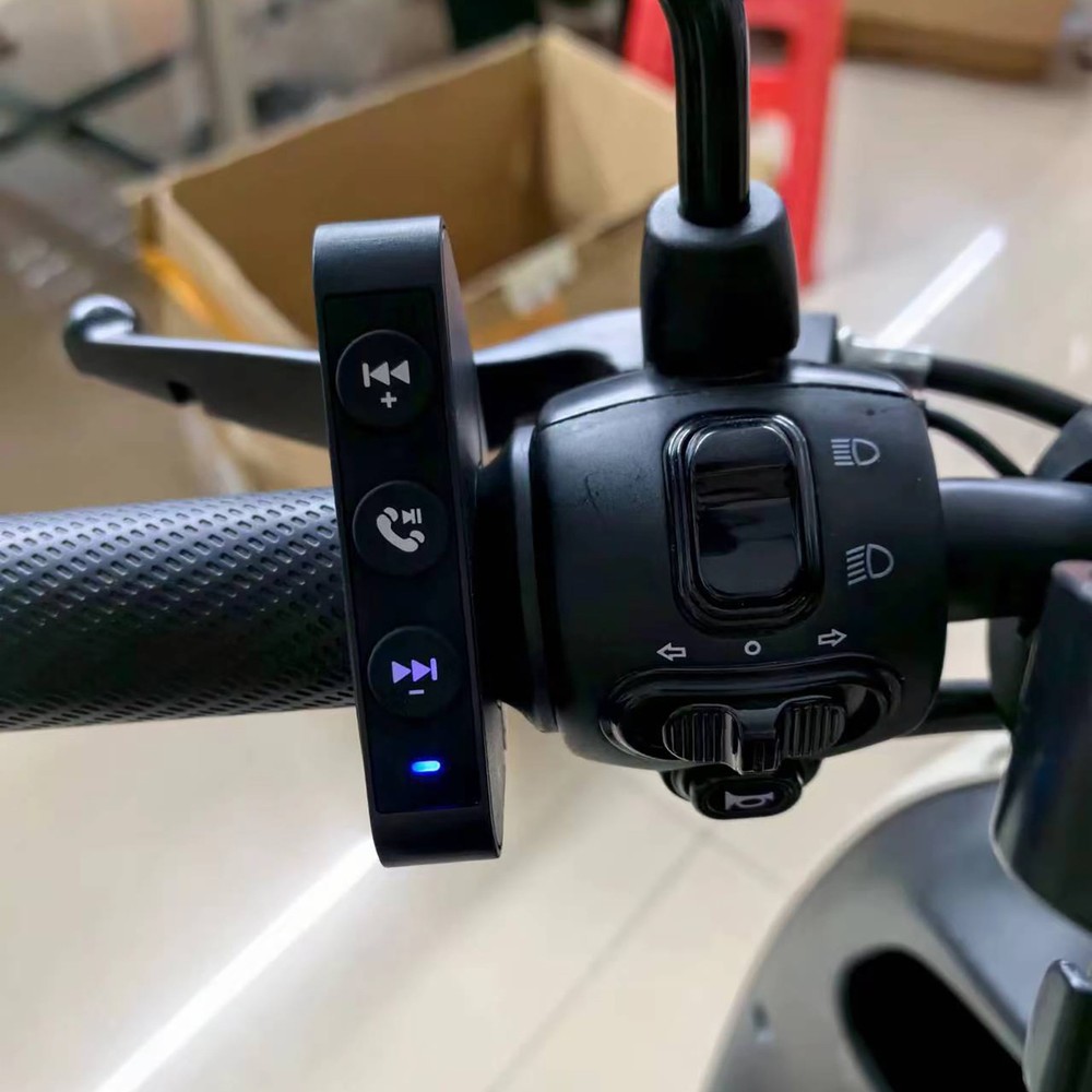 Motorcycle Helmet Headset Controller BT Wireless Remote Control Handlebar Button