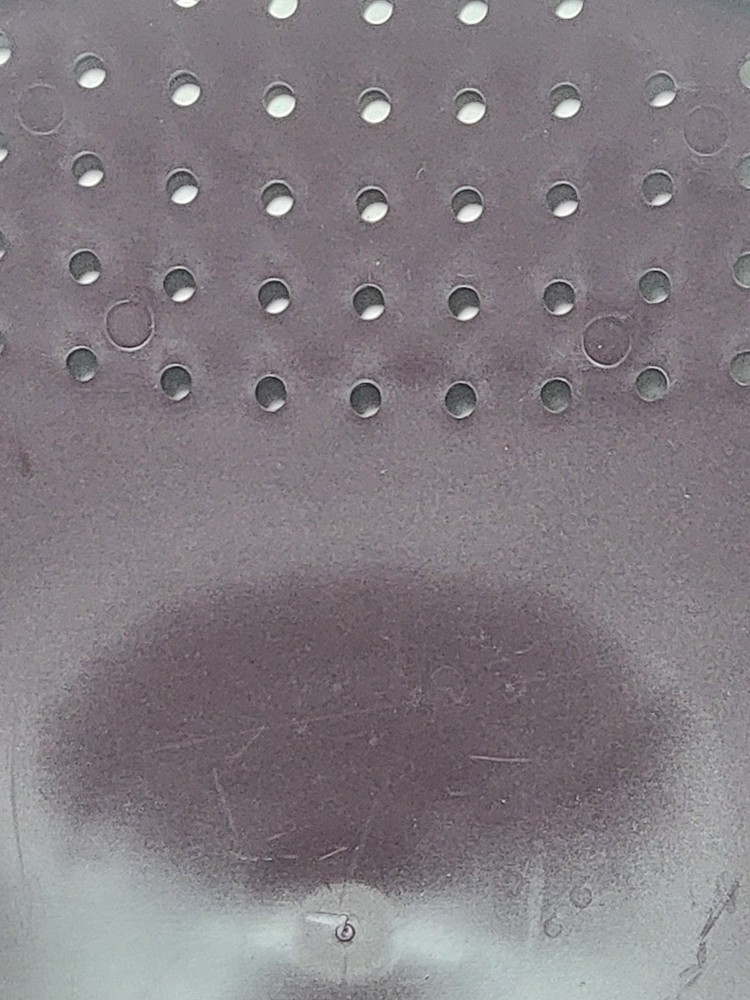 Pampered Chef Maroon Micro Cooker Large Microwave Steamer Strainer 2 Quart