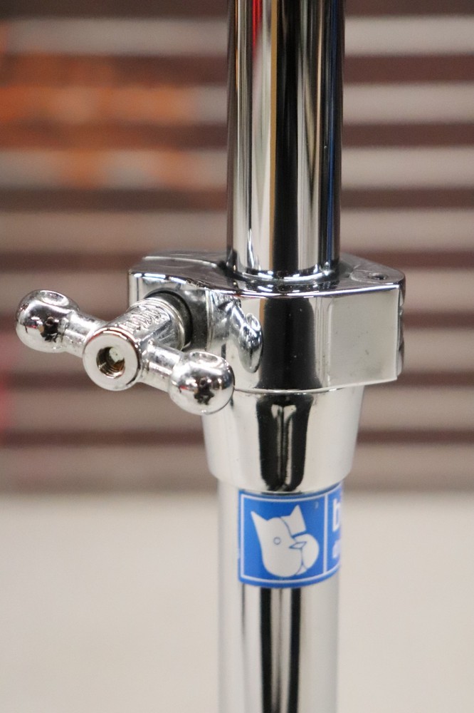 Bigdog Single Braced Straight Stand