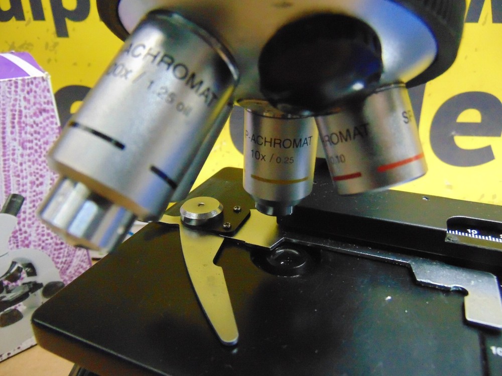 SEILER MICROLUX II MICROSCOPE with 120 PREPARED SLIDES