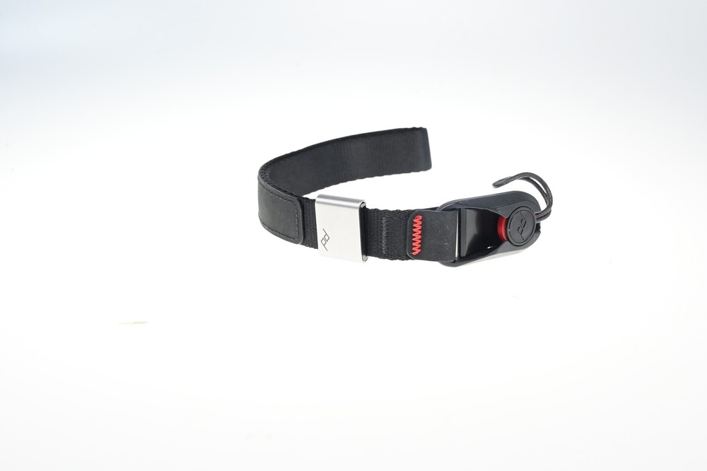 Peak Design Wrist Cuff Strap Black Red #G313
