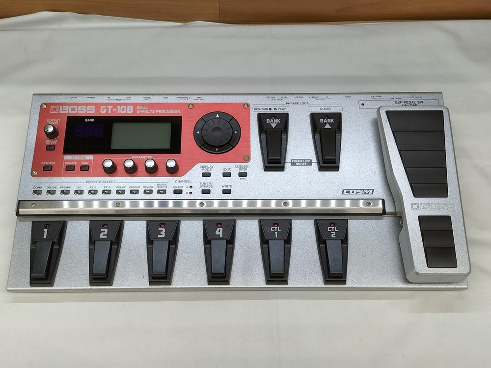 BOSS GT-10B Bass Multi Effects Processor Pedal Board w/ Power Supply Tested