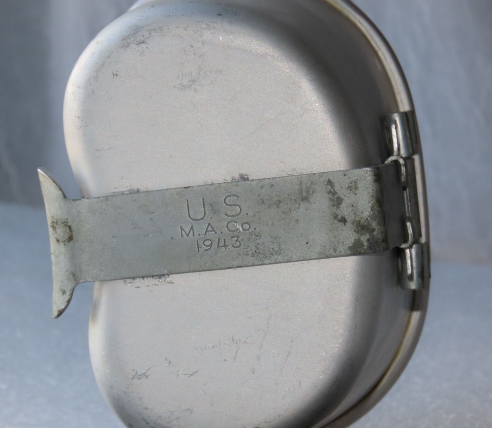 WW2 1943 Ethocel Plastic Canteen Paratrooper Cover 1943 M.A.Co. Cup