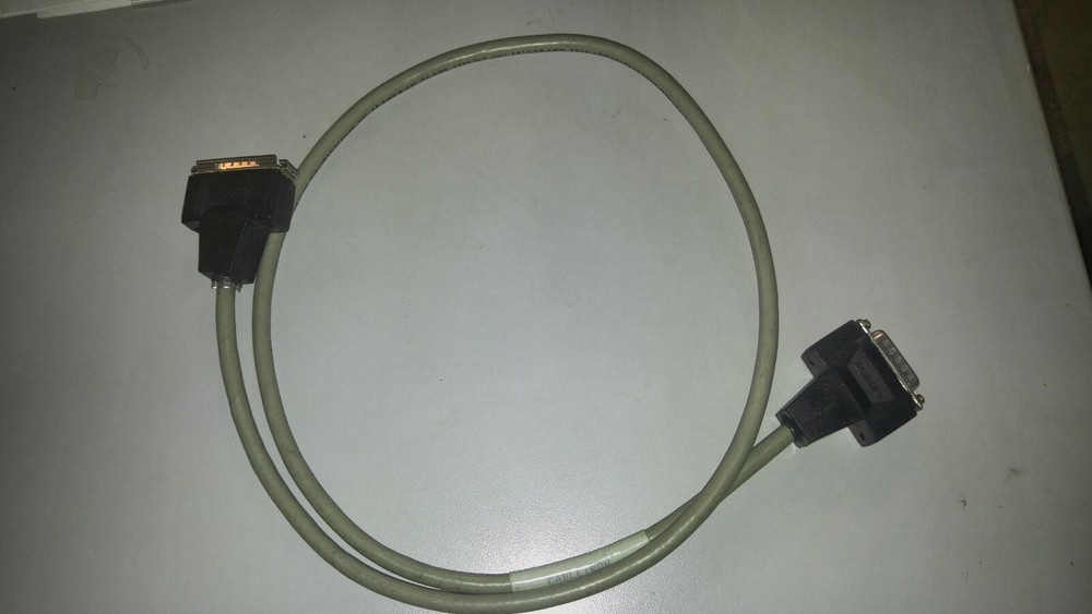 Cabletron 9303044-1M Cable