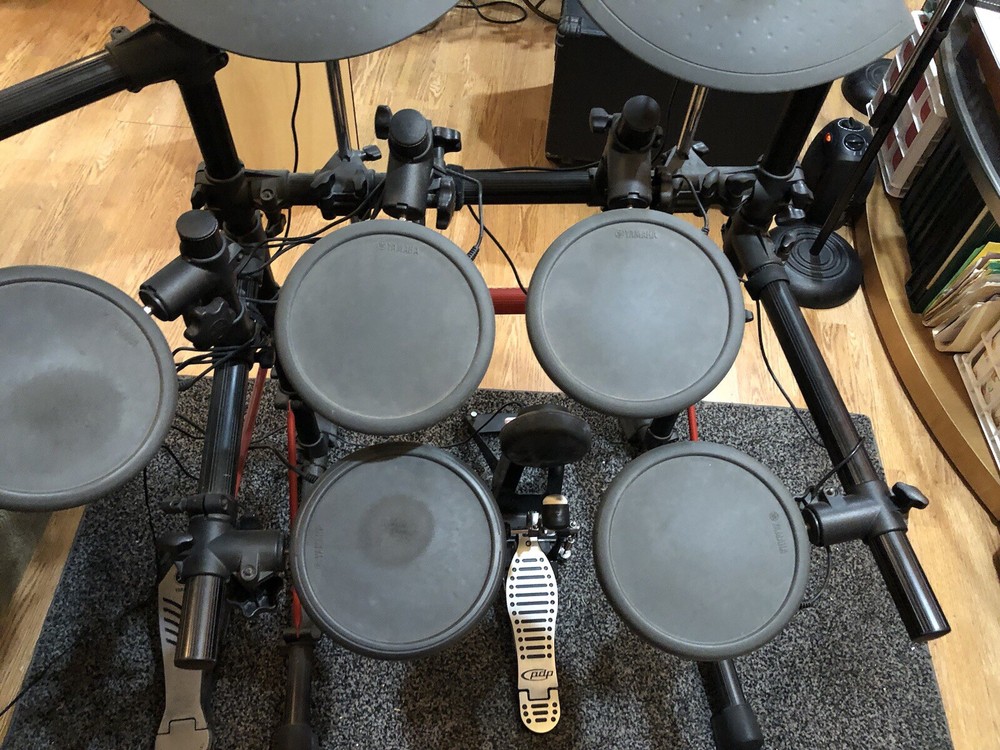 YAMAHA DTXPRESS II ELECTRONIC DRUM SET (RACK INCLUDED)!!