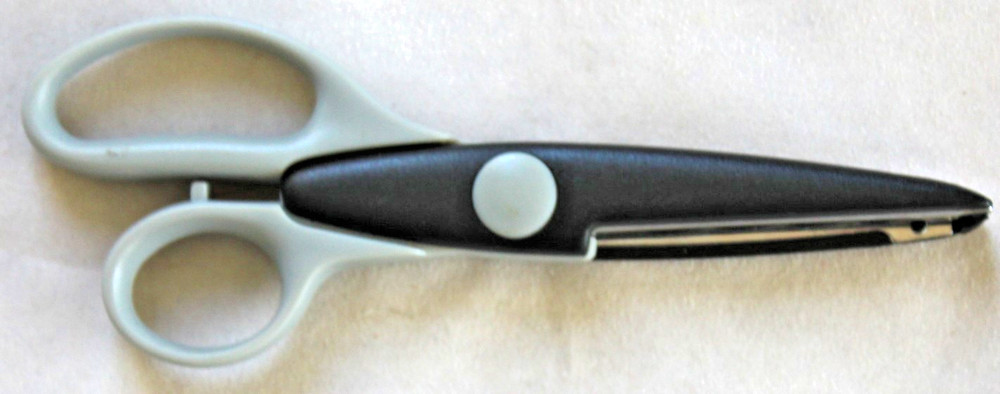 Fiskars Paper Edgers - Wave