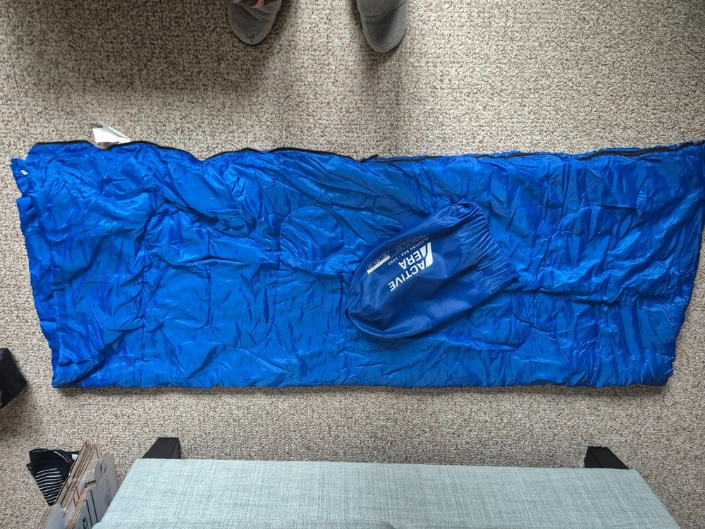 New Active Era Sleeping Bag E200 Blue Lightweight & Compact excellent condition