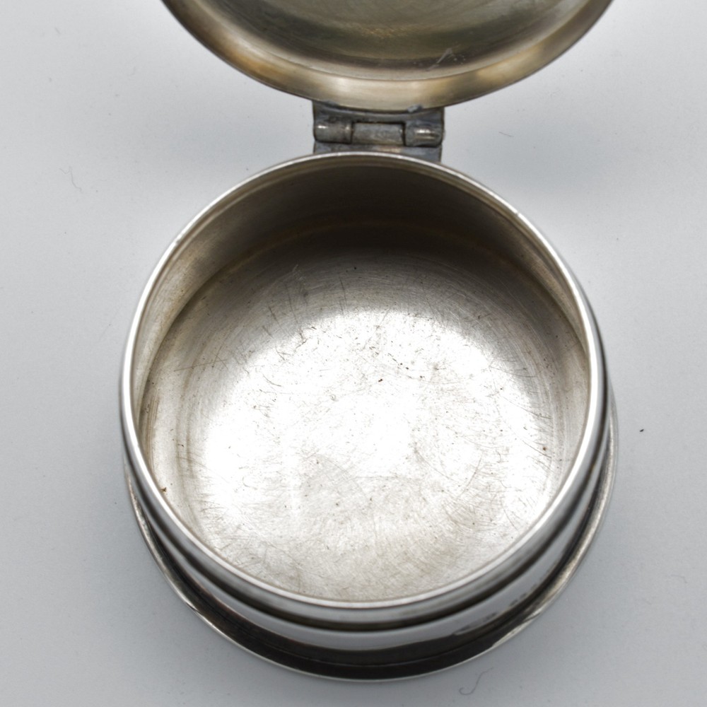 Antique Solid Silver Powder Pot Snuff Box William Hutton & Sons 1917
