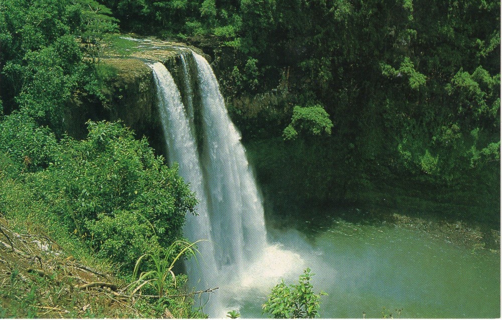 WAILUA FALLS - PC4892
