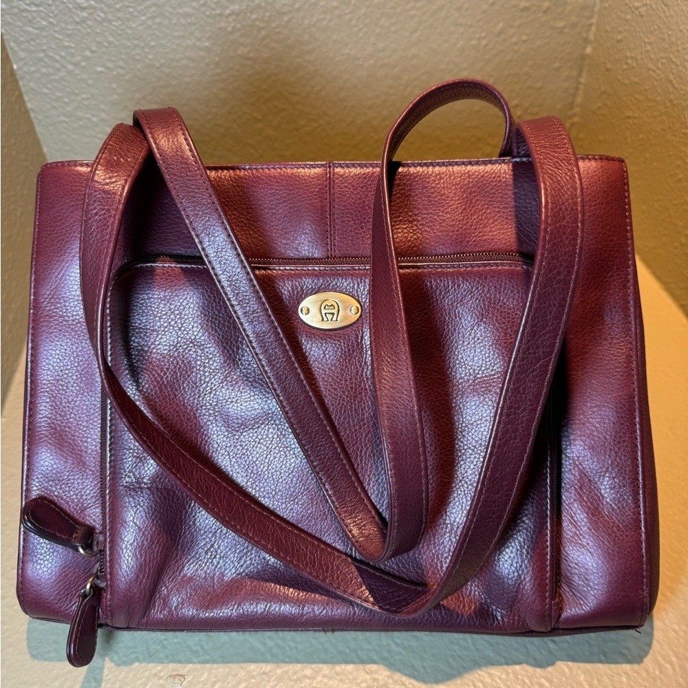 VTG Etienne Aigner Leather Shoulder Bag