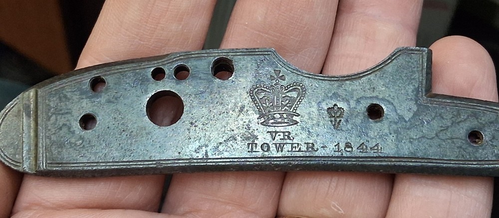 British VR Tower percussion lockplate 1844 Navy lock