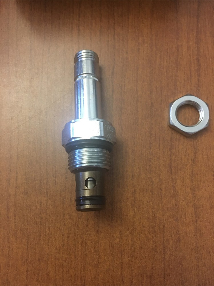 New John Deere AN221521 Spool Valve