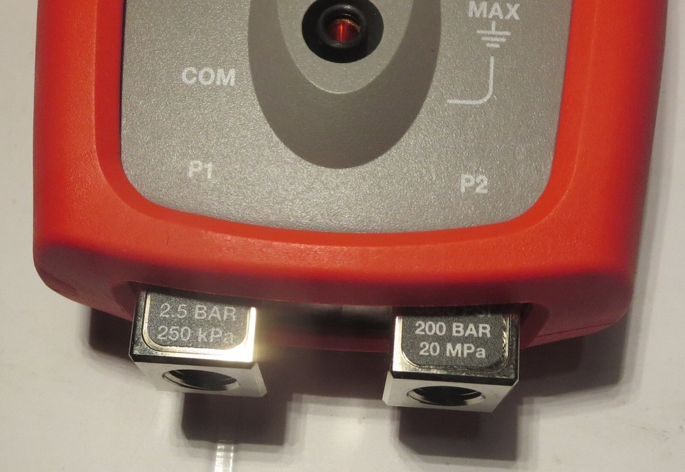 Fluke 721EX Precision Pressure Calibrator