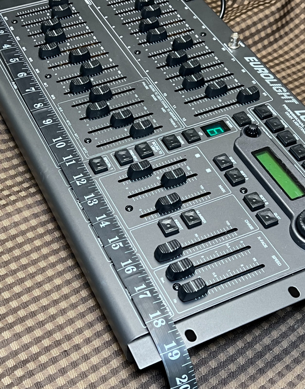 Behringer Eurolight LC2412 Professional 24 Channel DMX Lighting Console + Cables