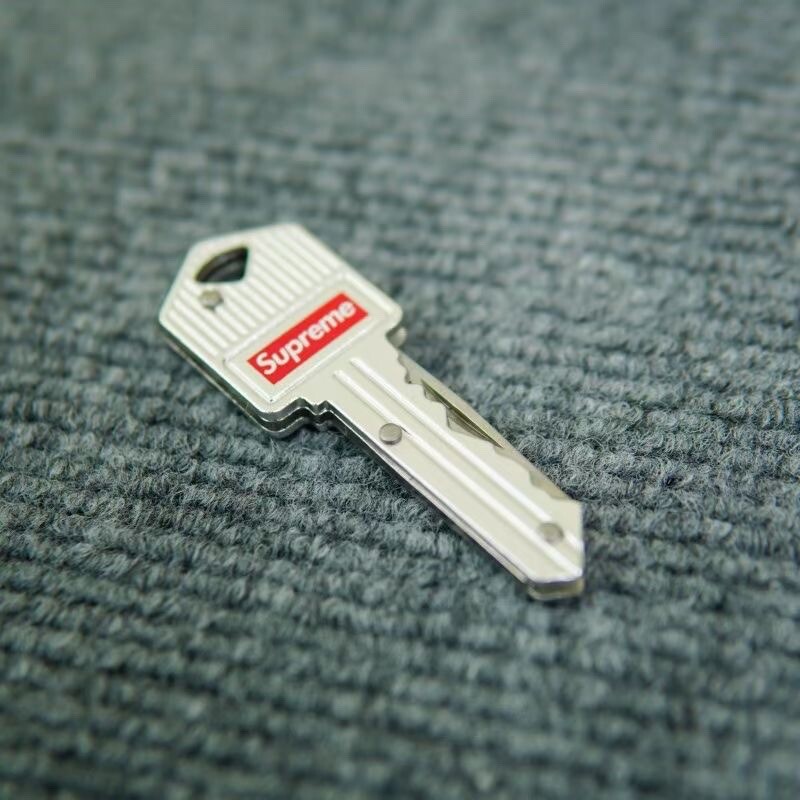 Supreme Key Knife Silver