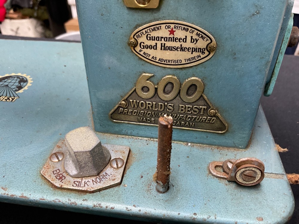Vintage Morse 600 Sewing Machine - Untested As-is