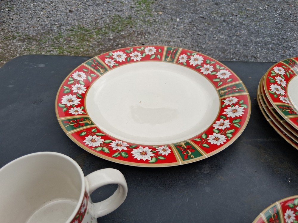 20 Pcs Kobe Charlton Hall Dinnerware