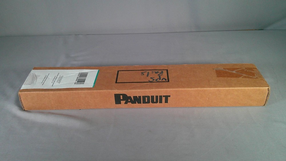 PANDUIT PATCHLINK CABLE MANAGER 19" FRONT ONLY ** NEW **